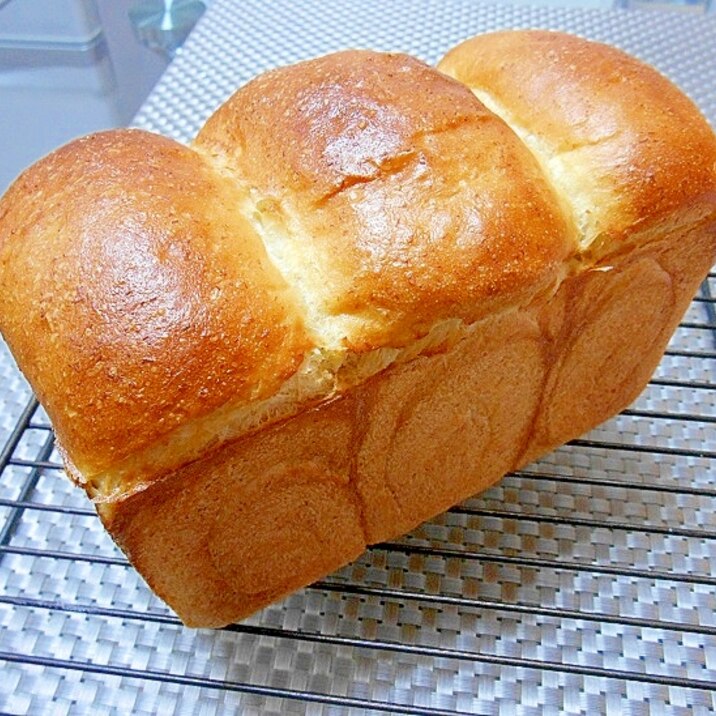 豆乳キヌア食パン